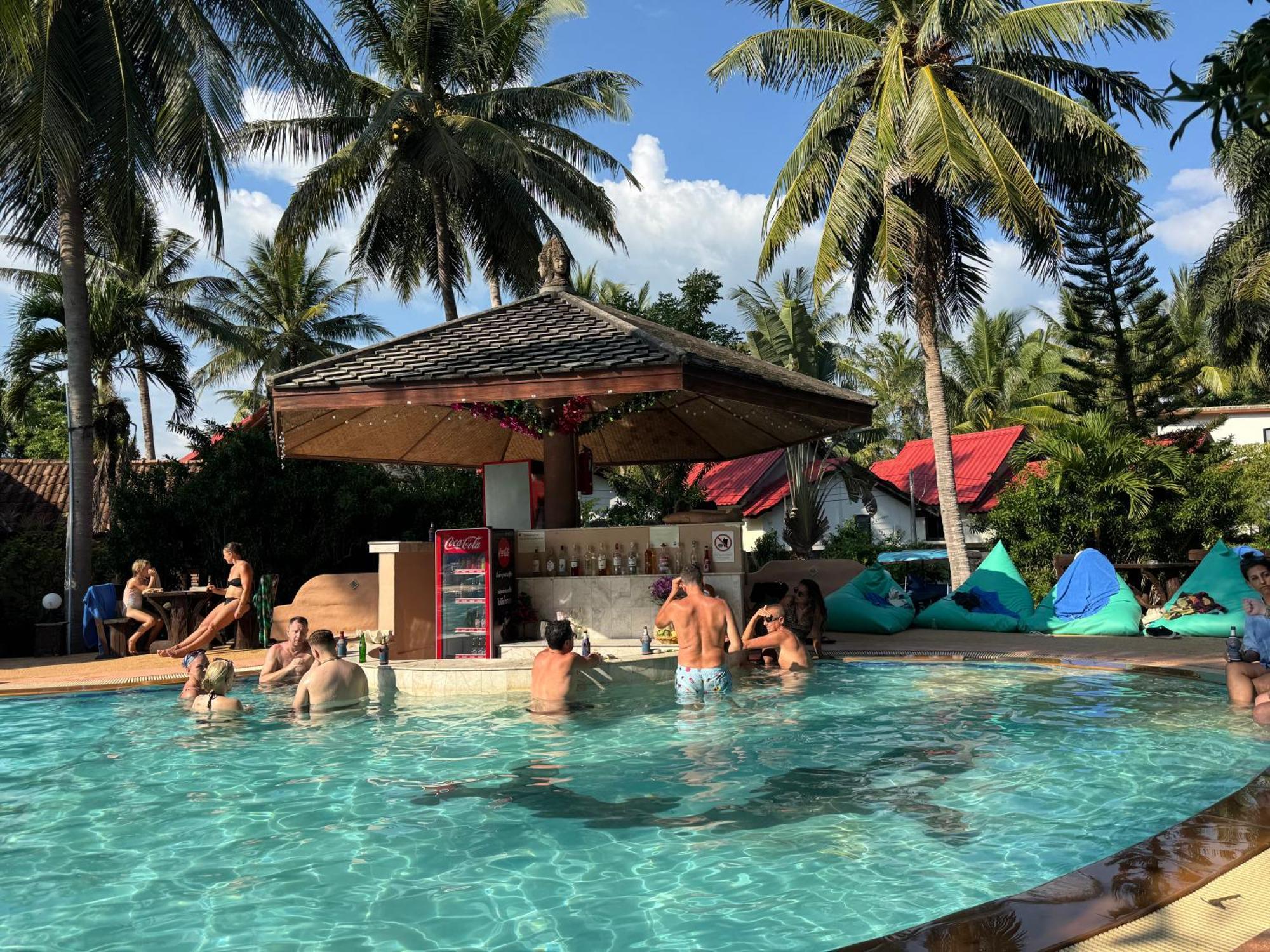 ホテル ラグーナ ビーチ クラブ Ko Lanta エクステリア 写真
